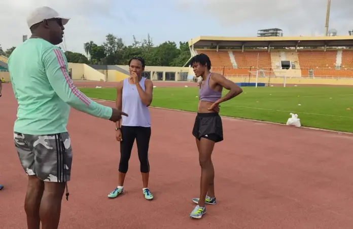 19D29_1p01.jpg