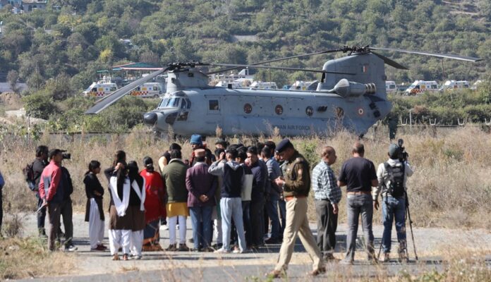 All trapped workers freed from tunnel