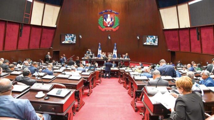 imagen-sesion-en-la-camara-de-diputados-focus-0-0-896-504