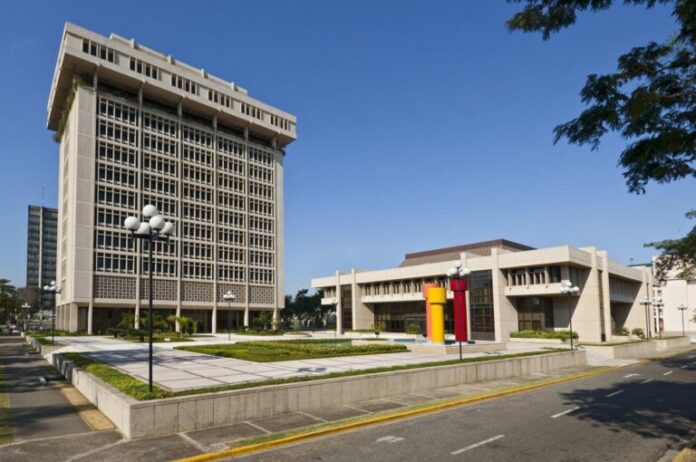 banco-central-01-768x510