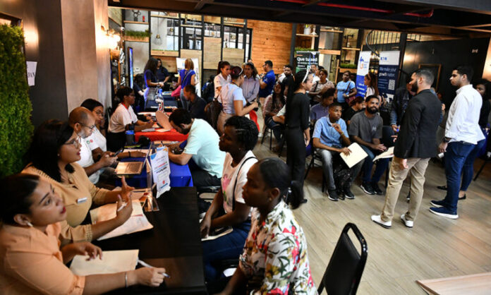 feria-de-empleo-dpolanco-5-768x461
