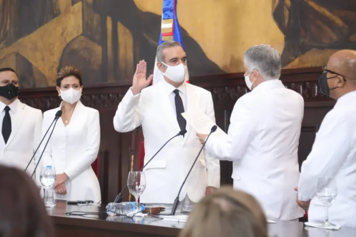 luis-abinader-juramentacion.jpg