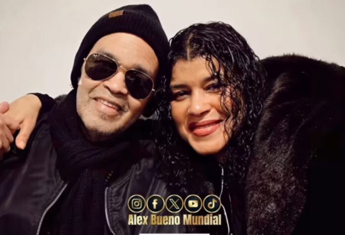 Alex-Bueno-junto-a-su-esposa-Sarah-900x613