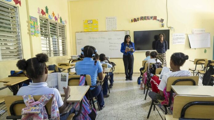imagen-07022026-escuela-primaria-republica-de-chile-dare-collado-4-f5531ce6-focus-0.22-0.2-896-504