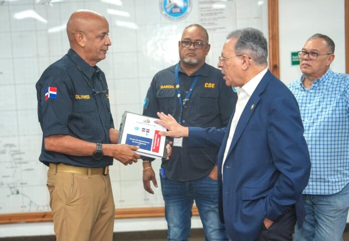 COE-y-Osiris-de-Leon-analizan-preparacion-del-pais-ante-terremotos-3
