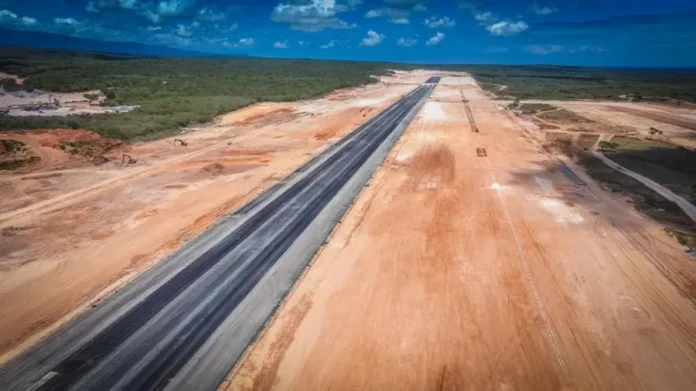 Pista-de-aterrizaje-900x506