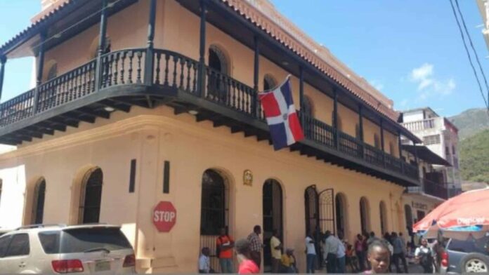 cuantos-anos-llevan-cerrados-los-consulados-de-rd-en-haiti-28528492-focus-0-0-896-504